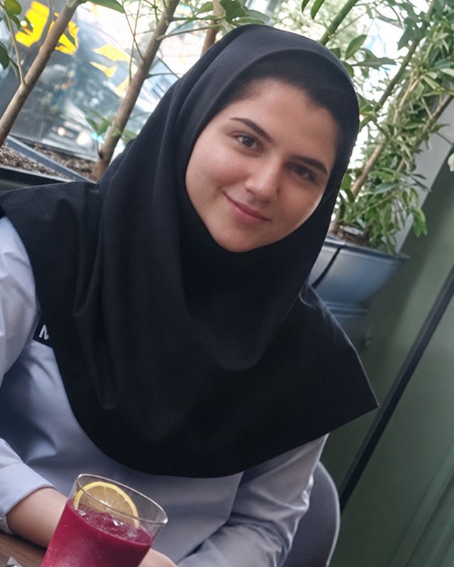 مریم اسدی